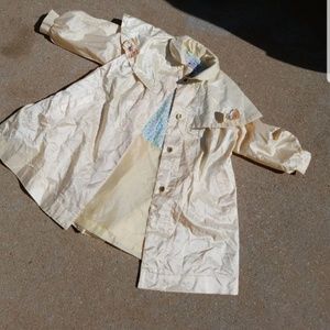 GIRLS YELLOW DRESS COAT. SIZE 4T